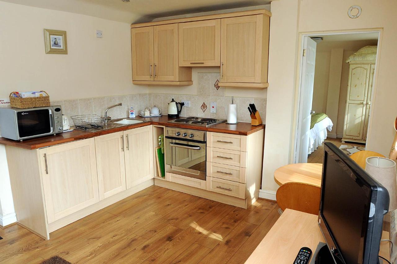 Little Rushbrook Cottages Tanworth Экстерьер фото