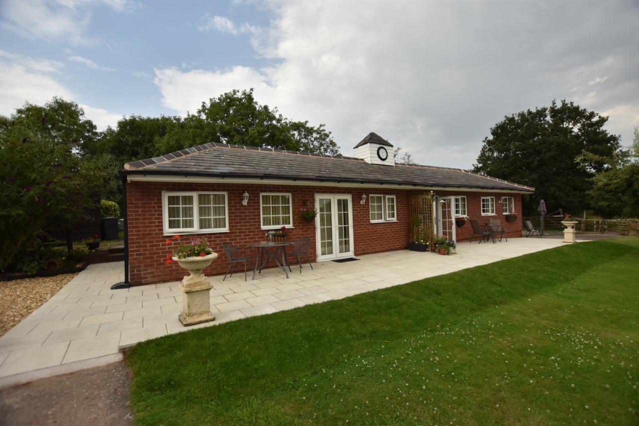 Little Rushbrook Cottages Tanworth Экстерьер фото