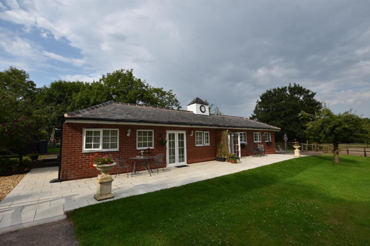 Little Rushbrook Cottages Tanworth Экстерьер фото